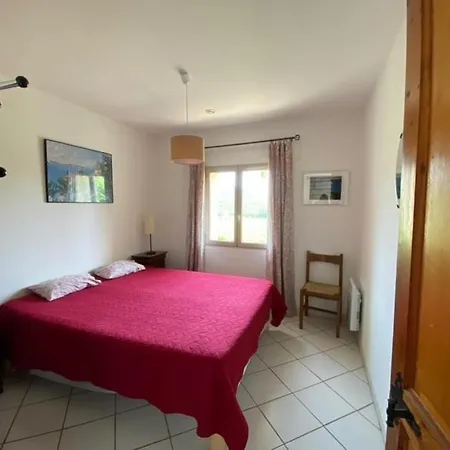 Holiday home Domaine Des Fouques Hyeres